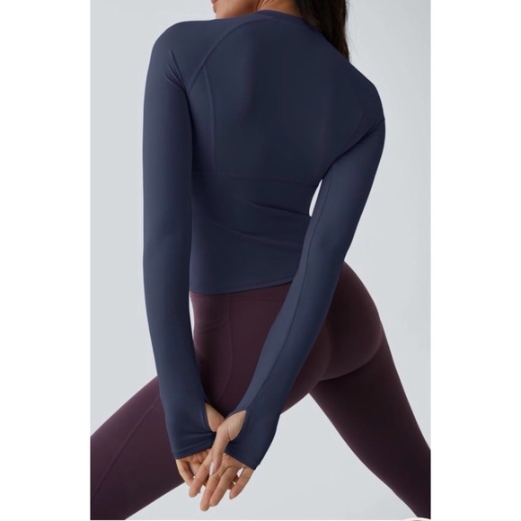 Halara Solid Thumb Hole Yoga Sports Top Navy - Picture 2 of 11